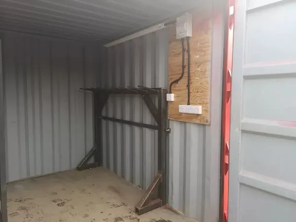 10 ft x 8 ft Rigging Loft / Tackle Store / Steel Storage Container Bespoke for sale – Available (photo 4)