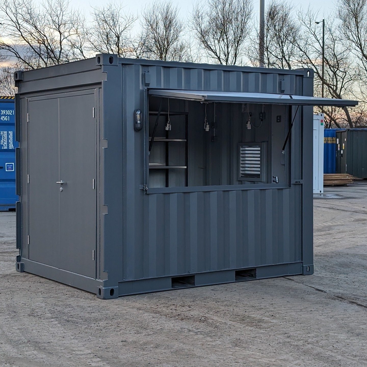 10Ft Customized Container Stylish Pop-Up Bar for sale – New