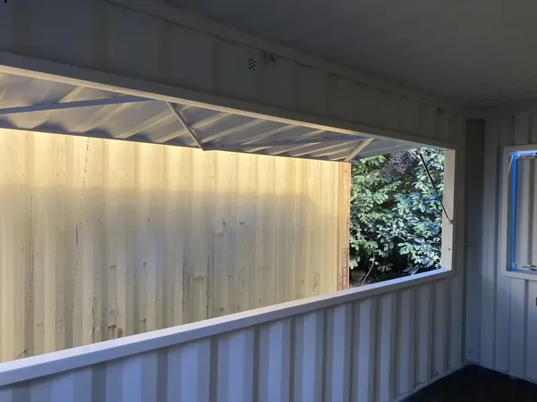 15ft Shipping ContainerBar/Kiosk/Stall/Pod for sale – Available (photo 2)