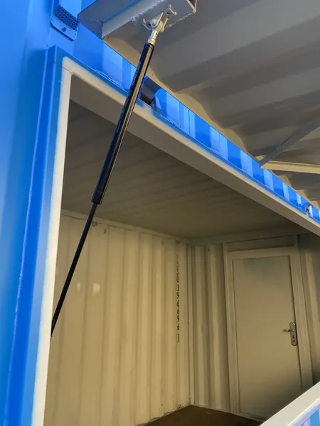 15ft Shipping ContainerBar/Kiosk/Stall/Pod for sale – Available (photo 8)