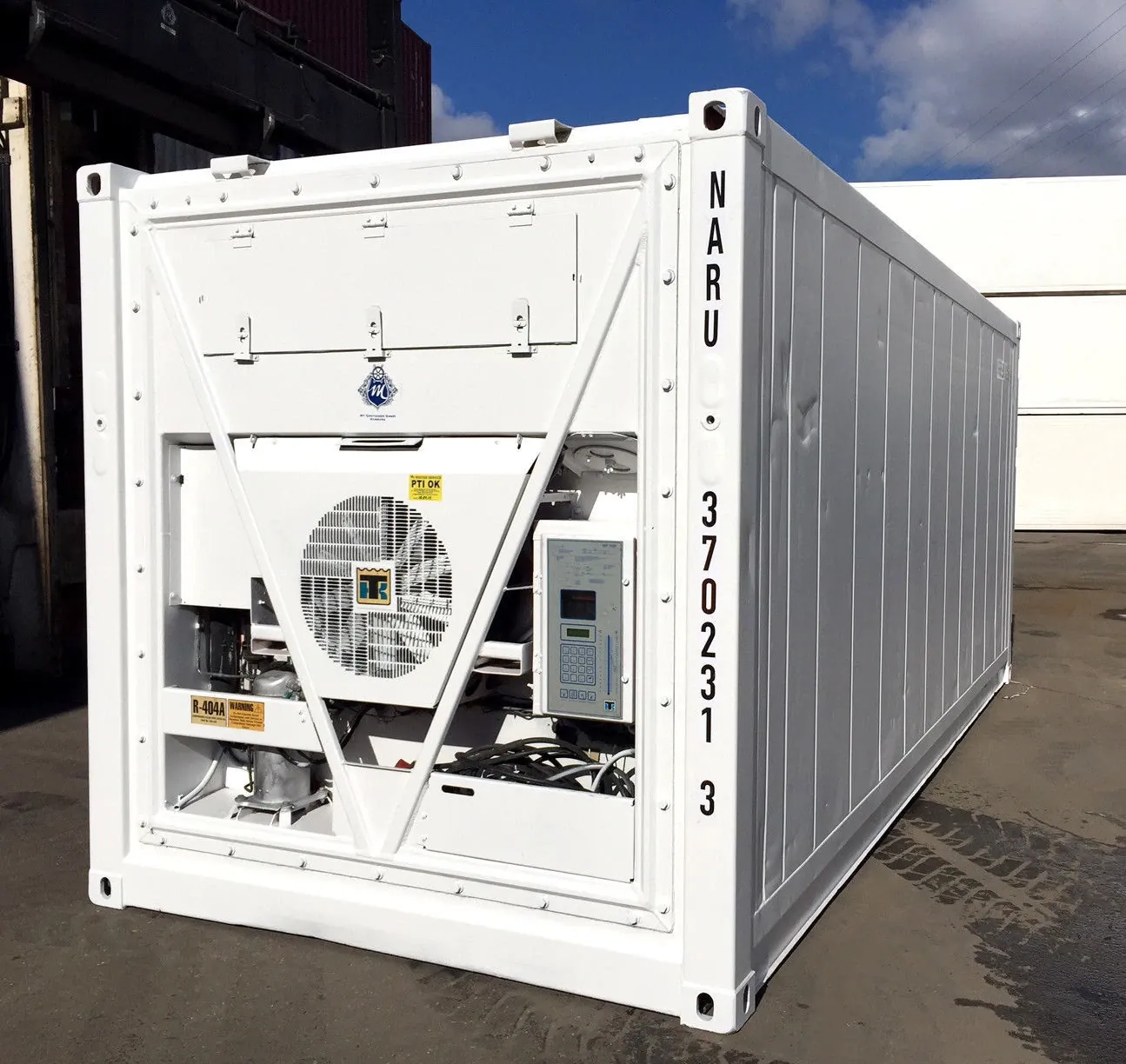 20 Feet Freezer Container Compact Mobile Cold Storage Cell Thermo King / Reefer for sale – Available