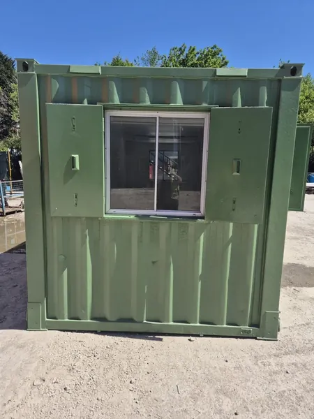20 x 8 AV Open plan office green for sale – Available (photo 7)