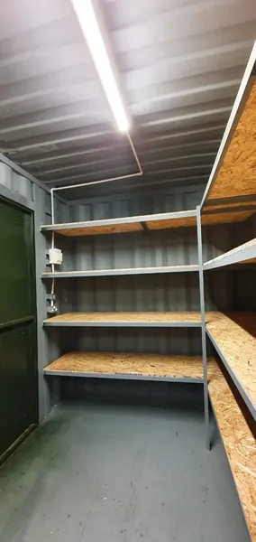 20 x 8Ft 9ft 6 high cube Container, With Anti Condensation, Lighting & Shelving. for sale – Available (photo 7)