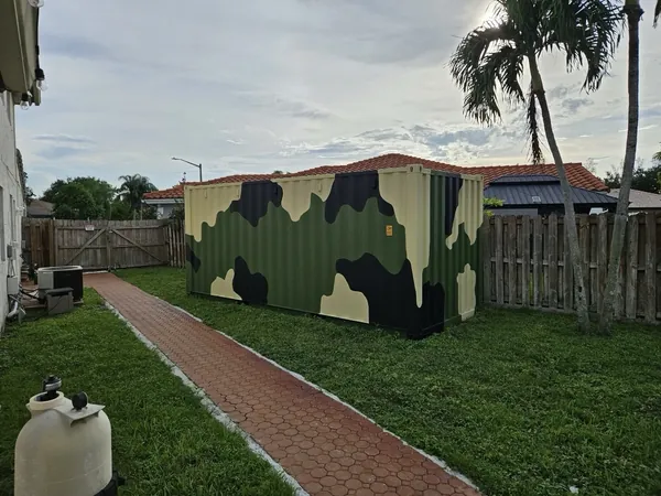 20ft Camouflage Storage Container – Wind & Water Tight for sale – New (photo 3)