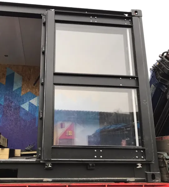 20ft Container With Glass Windows for sale – Used (Cargo Worthy) (photo 3)