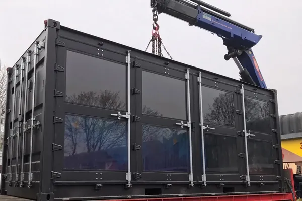 20ft Container With Glass Windows for sale – Used (Cargo Worthy) (photo 7)