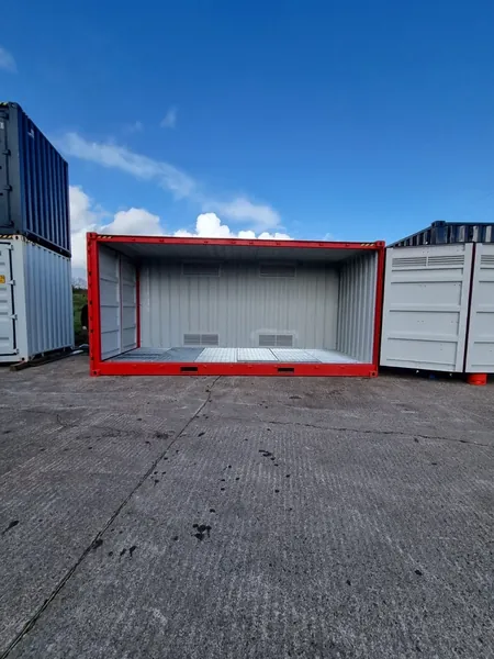 20ft Hazardous Goods Bunded Container for sale – Available (photo 3)