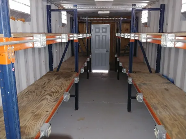 40 ft Container Shop – Climate Controlled Office + Inventory Storage / Racking for sale – Available (photo 5)