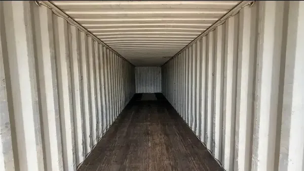 40 ft Shipping Container – Water Tight – High Cube for sale – Used (Cargo Worthy) (photo 2)
