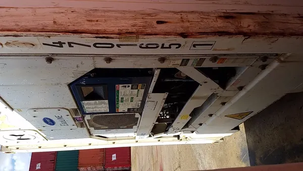 40′ HC Working Refrigerated Container for sale – Used (Cargo Worthy) (photo 4)