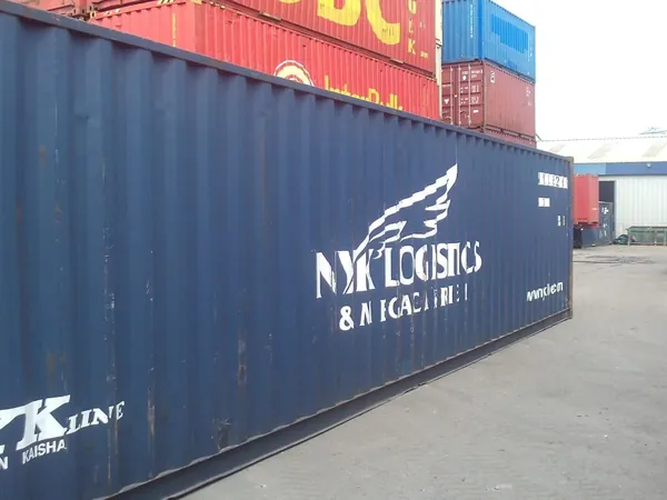 40 ‘ Standard Quality Shipping / Storage Container for sale – Used (Cargo Worthy) (photo 4)