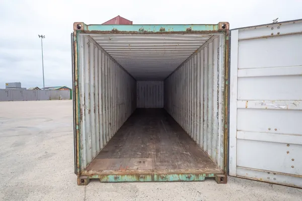 40FT Preloved Shipping Container – Wind & Watertight for sale – Used (Cargo Worthy) (photo 4)