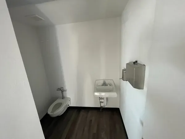 40ft Shipping Container Office with ADA Restroom for sale – Available (photo 6)