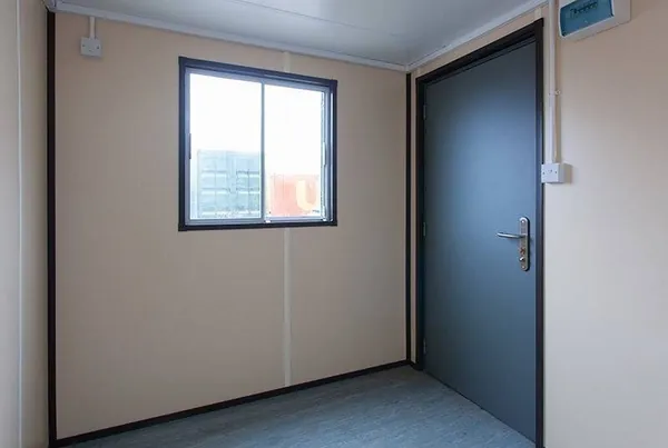 Clean 20ft Office Containers for sale – Available (photo 3)