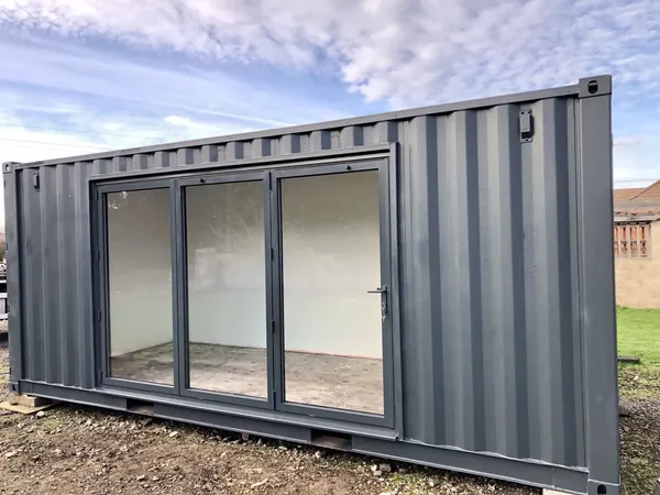 Converted Shipping Container Office Gym 20ft for sale – Available (photo 4)