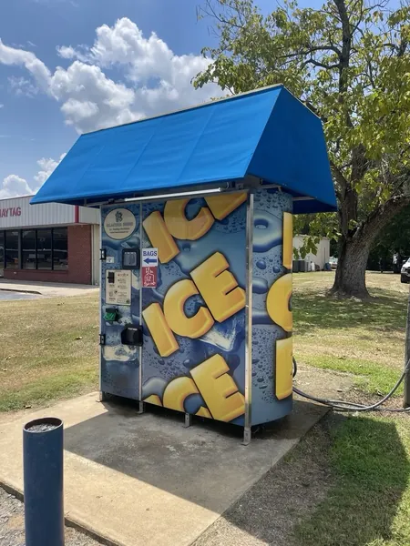 Ice Depot – Commercial Ice Vending Machine (High Capacity) for sale – Available (photo 3)