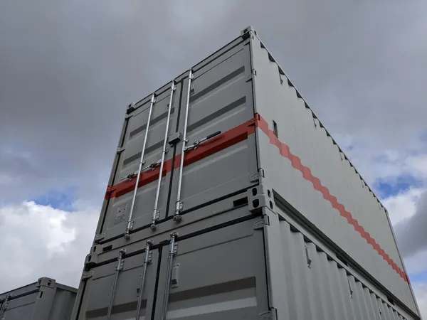20Ft Workshop Containers With Shelves – Built for Durability and Performance for sale – New (photo 5)