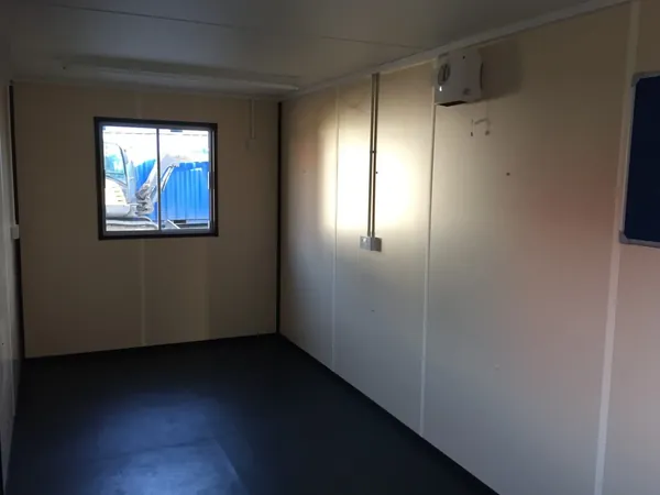 Portable Office Site Cabin Container 20ft x 8 ft for sale – Available (photo 2)