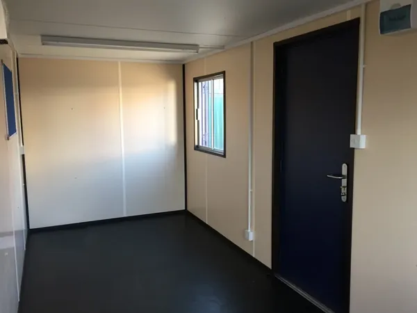 Portable Office Site Cabin Container 20ft x 8 ft for sale – Available (photo 3)