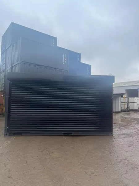 Shipping Container with Electrified Full Roll Up Side Opening for sale – Available (photo 2)