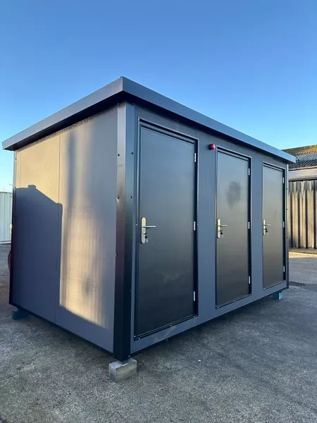 Triple Toilet Unit (Can be customized) for sale – Available (photo 5)