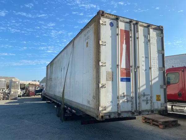 40ft Refrigerated Shipping Container – With Custom Side Door Access for sale – Used (Cargo Worthy) (photo 8)