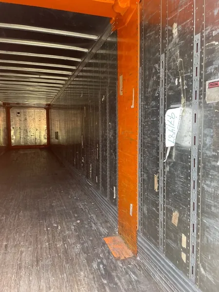 53ft High Cube Shipping Container – Galvanized Aluminum for sale – Used (Cargo Worthy) (photo 3)